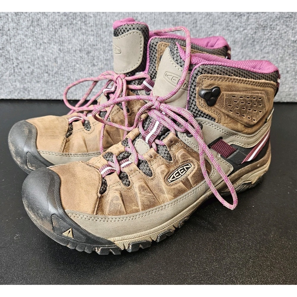 KEEN Outdoor Targhee III Mid Waterproof Women's Hiking Boot-1018178